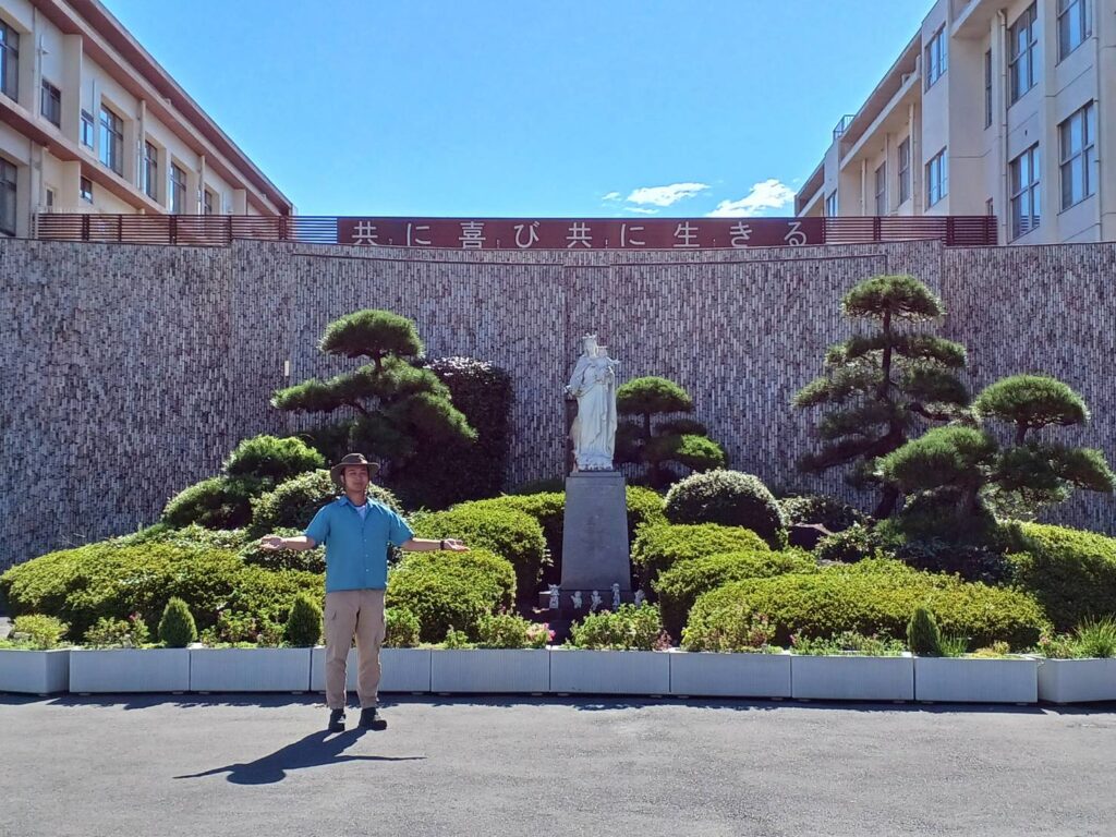 VIDESカナダのDerek最後のボランティアと離日